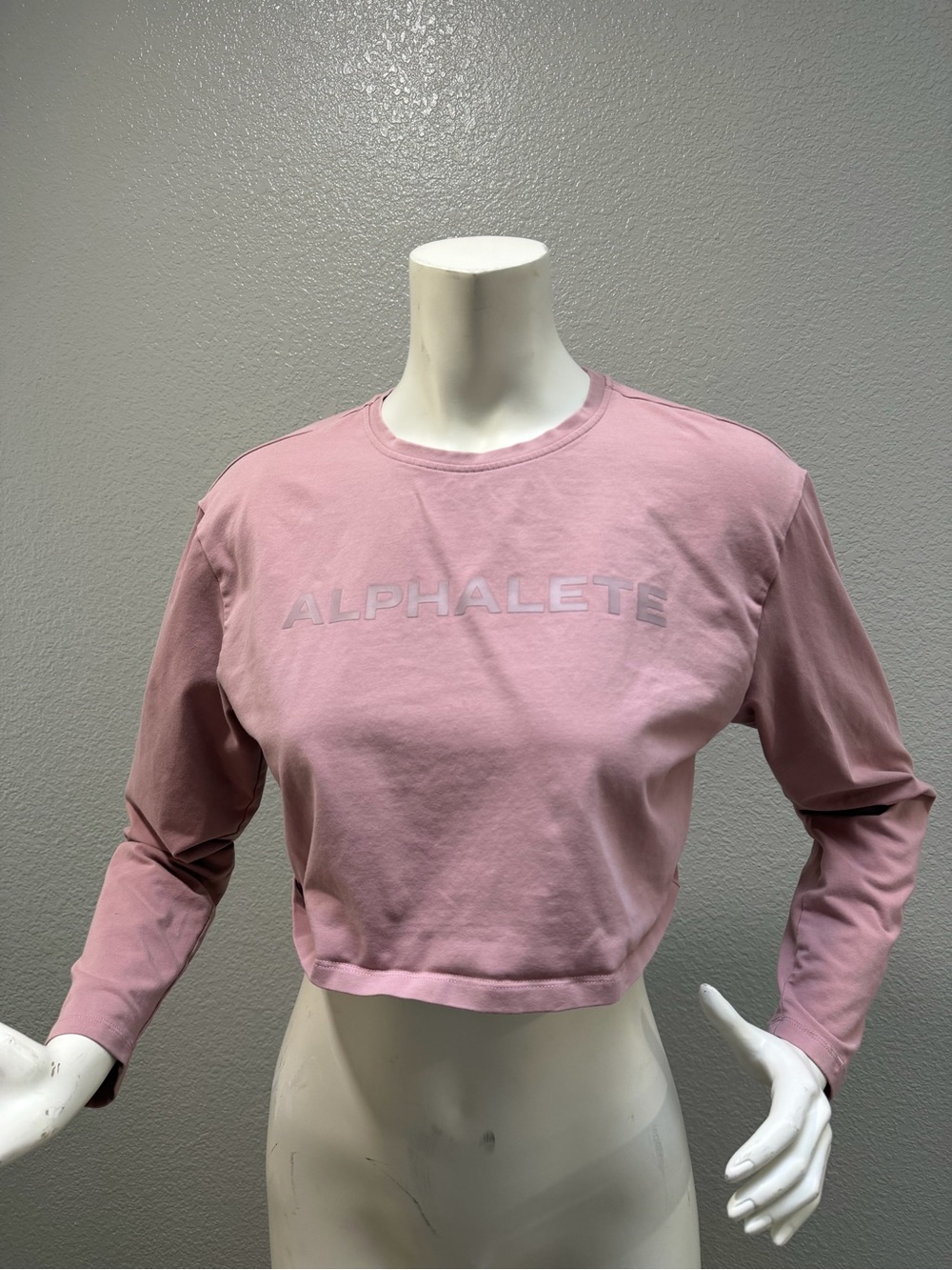 Alphalete Dusty Rose Cropped Long Sleeve Top